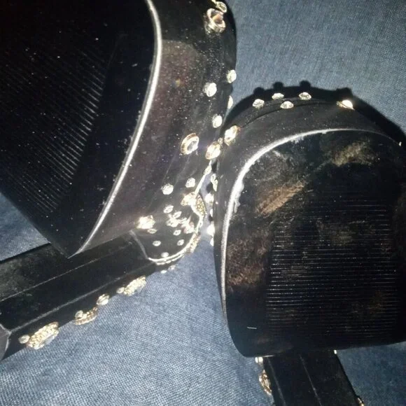 AZALEA WANG " ENTITLED ENTITIES  " GEM SATIN PUMP IN BLACK  (BRAND NEW!) - Picture 3 of 3